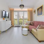 Porto - Park Reagana Apartman